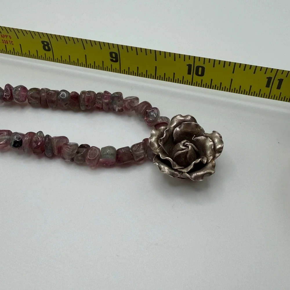 Pink Tourmaline Chip Bead Necklace Silver Tone Rose Flower Pendant Hippie Boho‎